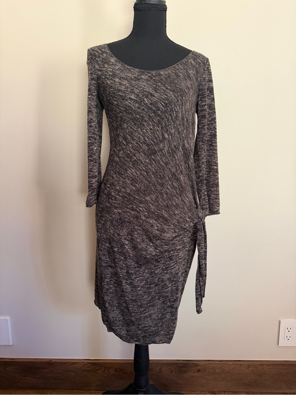 Max Edition Marled Charcoal Scoop-Neck Long Sleeve Knit Dress